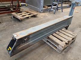 Liebherr LTM 1050-1 outrigger rear