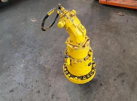 Grove GMK 2035 slewing gear 