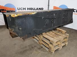 Grove GMK 6400 outrigger beam rear 