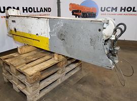 Liebherr LTM 1090-2 outrigger beam rear