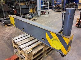 Faun RTF 50-3 outrigger beam front complete 