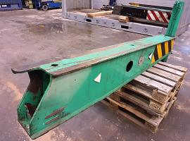 Faun ATF 60-3 outrigger beam rear with support cylinder