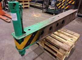 Faun ATF 60-3 front outigger beam 