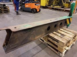 Faun ATF 60-3 front outigger beam 