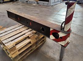 Liebherr LTM 1025 outrigger beam with support cylinder