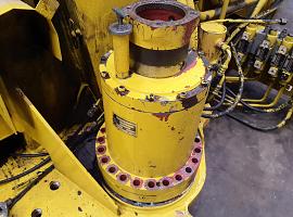 Liebherr LTM 1160-2 slewing gear 