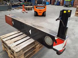 Compact truck CT-2 outrigger beam complete