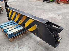 Demag AC 50 front outrigger complete