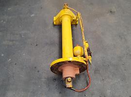 Liebherr LTM 1050 counterweight cylinder