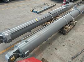 Liebherr LTM 1400-7.1 Boom cylinder