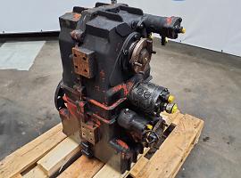 Liebherr LTM 1050 Transfer case