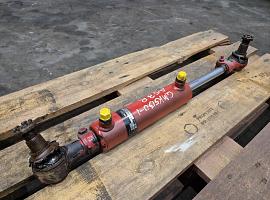 Grove GMK steering cylinder 
