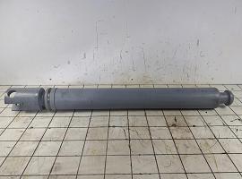 Grove outrigger cylinder