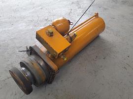 Liebherr LTM 1080-1 ballast extension ram