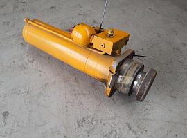 Liebherr LTM 1080-1 ballast extension ram
