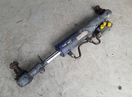 Liebherr LTM 1070-4.2 steering centering cylinder