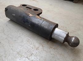 Liebherr LT 1160 outrigger cylinder