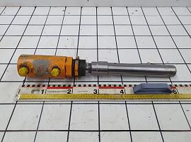 Liebherr LTM 1080/1 slew blocking pin