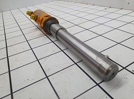Liebherr LTM 1080/1 slew blocking pin