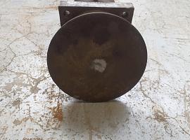 Spiering SK 598 Outrigger cylinder
