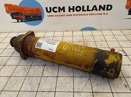 Faun HK 40 outrigger cylinder 