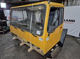 Liebherr LTM  drivers cabin 