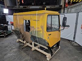 Liebherr LTM  drivers cabin 