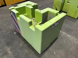 Liebherr LTM 1050-3.1 counterweight right 2.2 ton