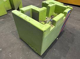 Liebherr LTM 1050-3.1 counterweight left 2.2 ton