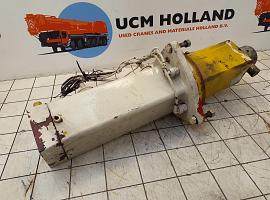 Grove GMK 3050 counterweight cylinder