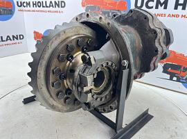 Liebherr LTM 1160 drive through differential 13x35 axle 5