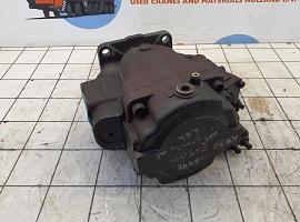 Grove GMK 3050-1 main pump