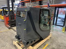 Liebherr LTM upper cab complete 