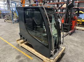 Liebherr LTM upper cab complete 