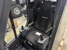 Liebherr LTM upper cab complete 