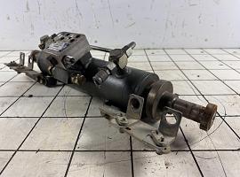 Liebherr MK 88 hydraulic ram