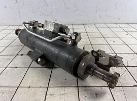 Liebherr MK 88 hydraulic ram