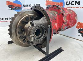 Liebherr LTM 1090 drive through diff 13x35 axle 4