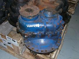  Liebherr LTM 1090/2 mid differential axle 2 14x34  