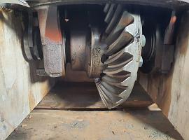 Liebherr LTM 1080-1 end differential axle 4 14x34 