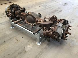 Liebherr LTM 1070-4.2 axle 1