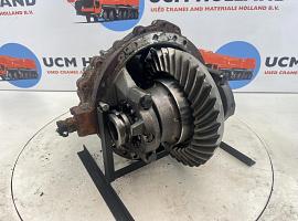 Liebherr LTM 1070 mid differential 13x35 axle 2