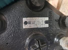 Steering box  