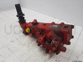 Steering box  