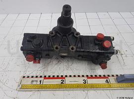 Steering box  