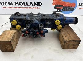 Liebherr LT 1090 steering box  