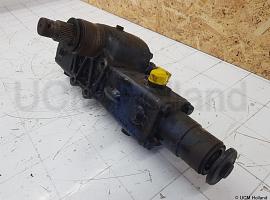 Steering box  