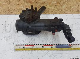 Steering box  