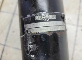 Demag AC 205 Steering cylinder 