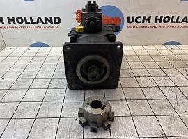 Grove GMK 5100 variable pump
